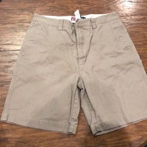 Men’s Chaps Khaki Shorts Size 32